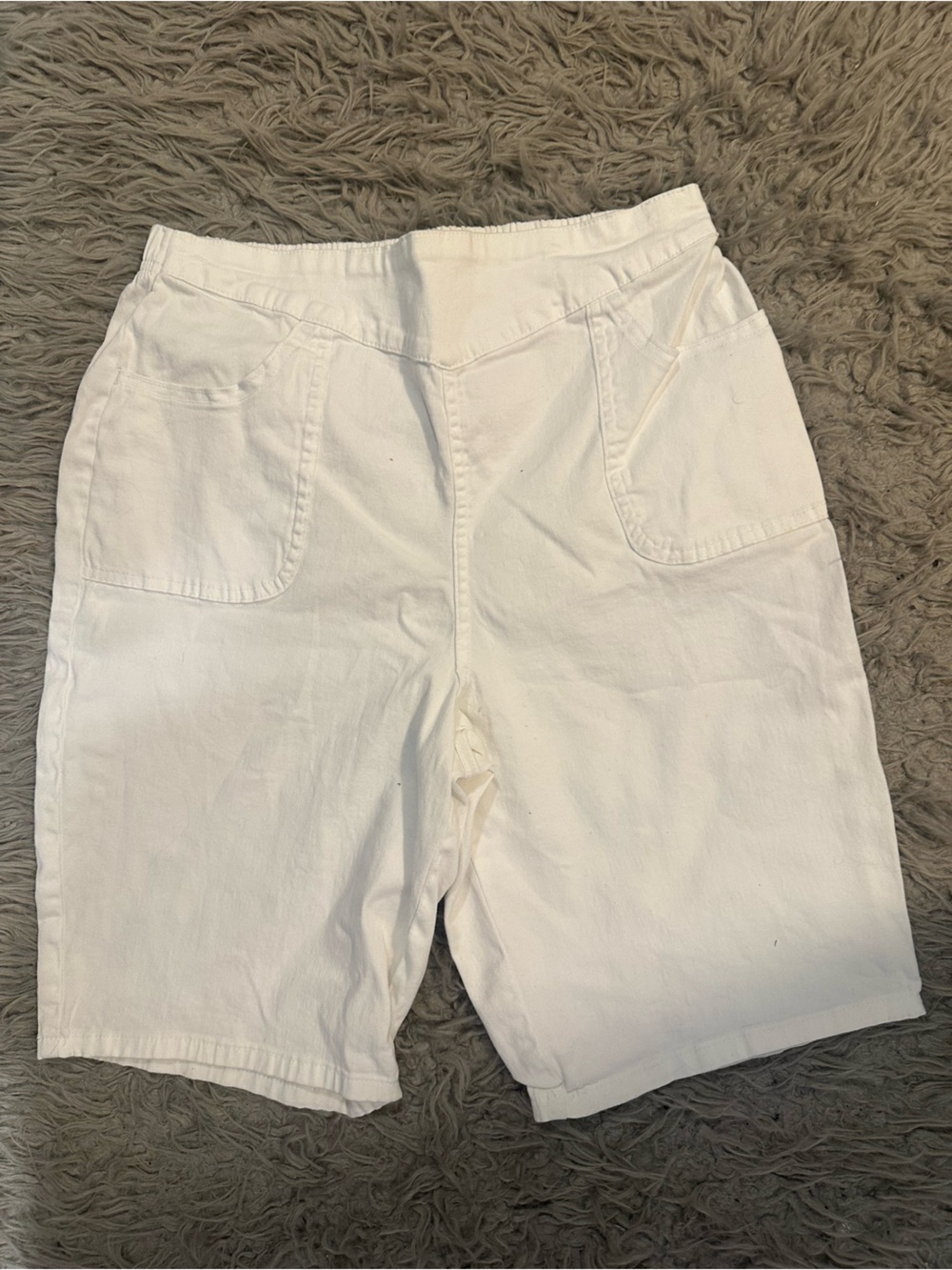 White Women's Relaxed Fit Jeans
